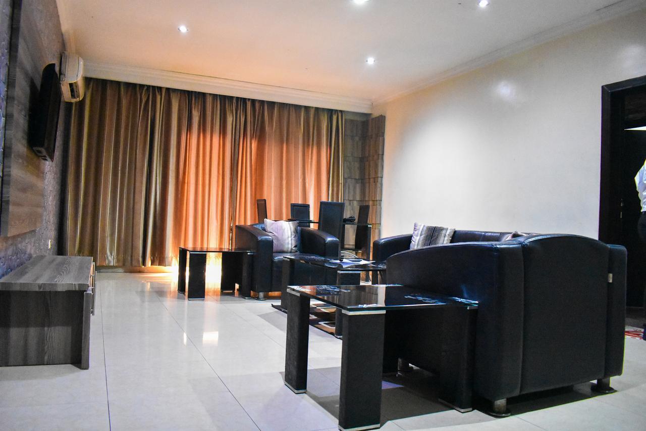 Beni Hotel Lagos Exterior foto